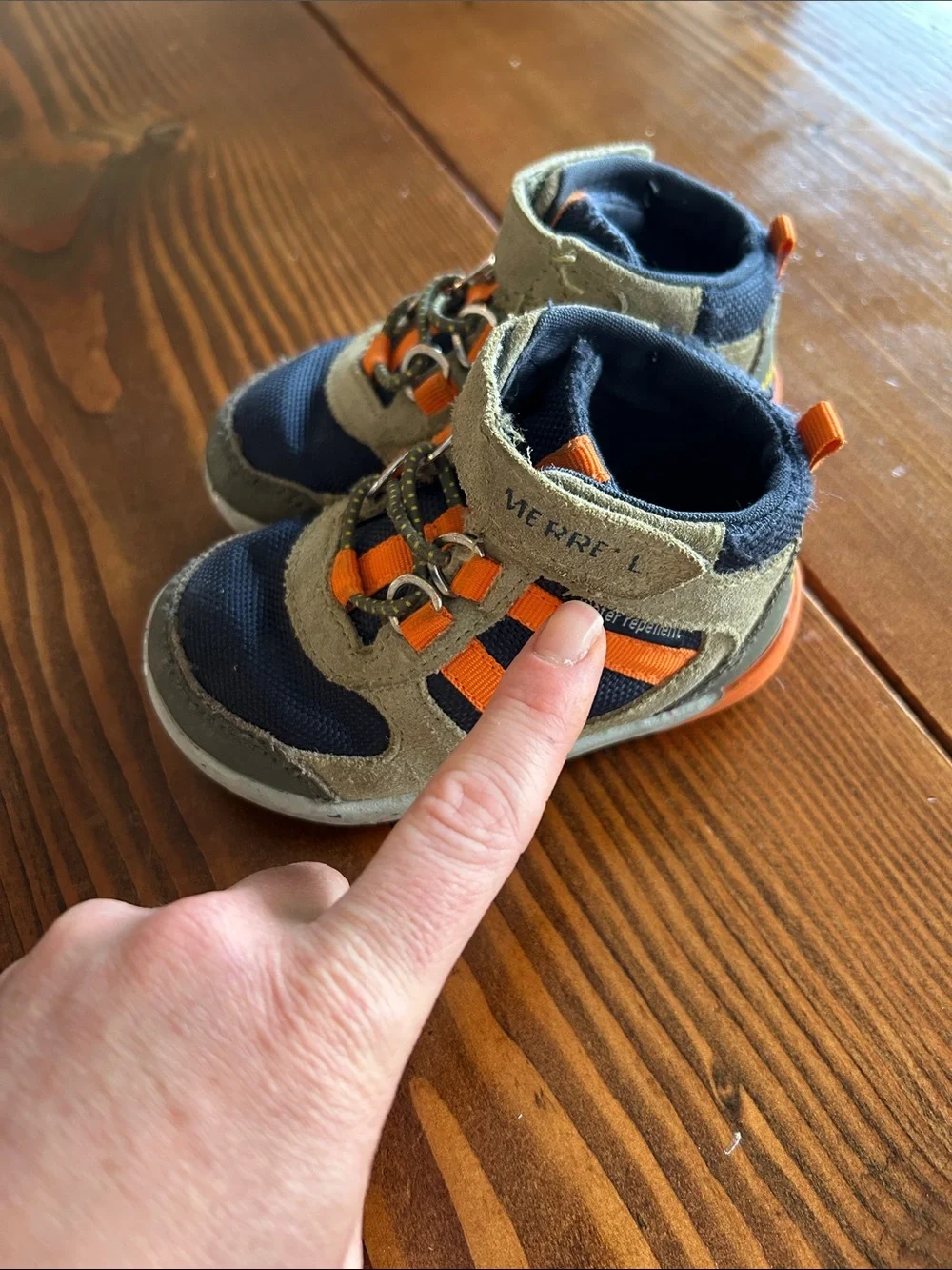 Merrell Bare Steps Ridge Hikers- toddler Hiking boots, size 6